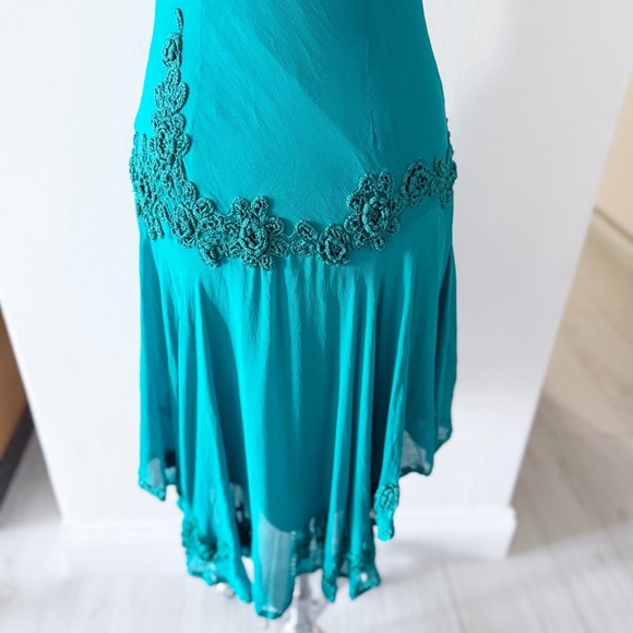 Vintage Y2K Teal Turquoise Crochet Floral Backless Short Silk Dress Fairy Whimsy - Picture 7 of 8